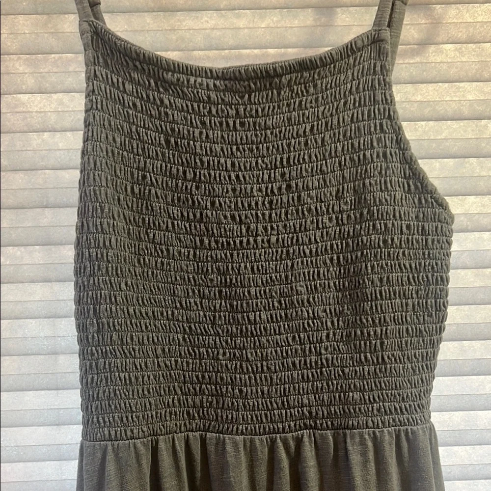 Old Navy  Sleeveless Maxi Dress size M - Picture 2 of 4